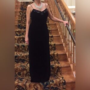Elegant Black Evening Gown